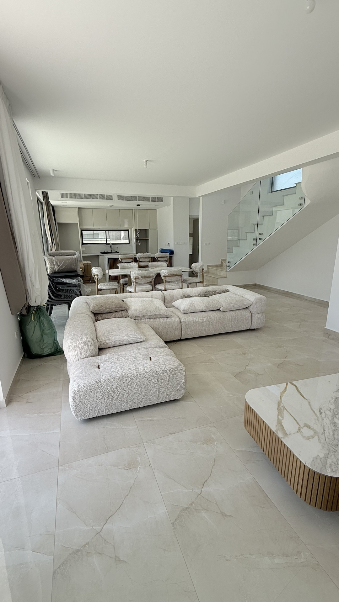 For rent Luxury Exclusive Gated Coastal Villa in Geroskipou in Paphos