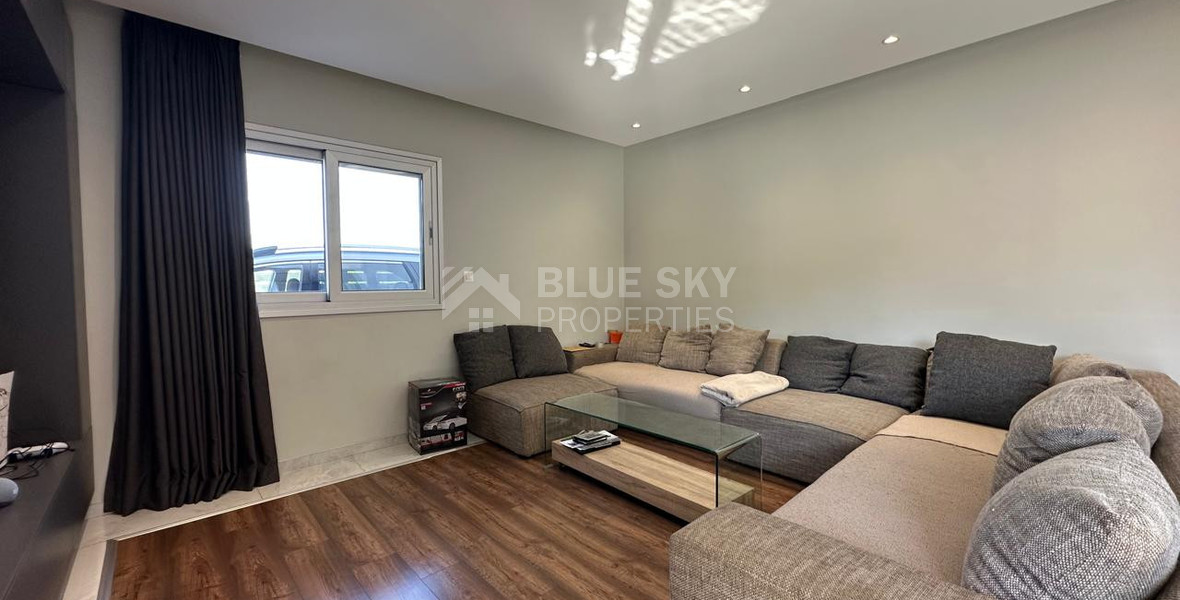 Luxury Seven-Bedroom Semi-Detached House for Rent in Ypsonas