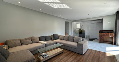 Luxury Seven-Bedroom Semi-Detached House for Rent in Ypsonas