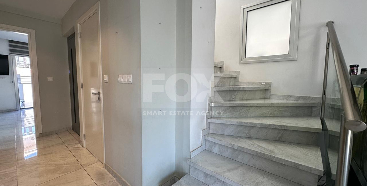 Luxury Seven-Bedroom Semi-Detached House for Rent in Ypsonas
