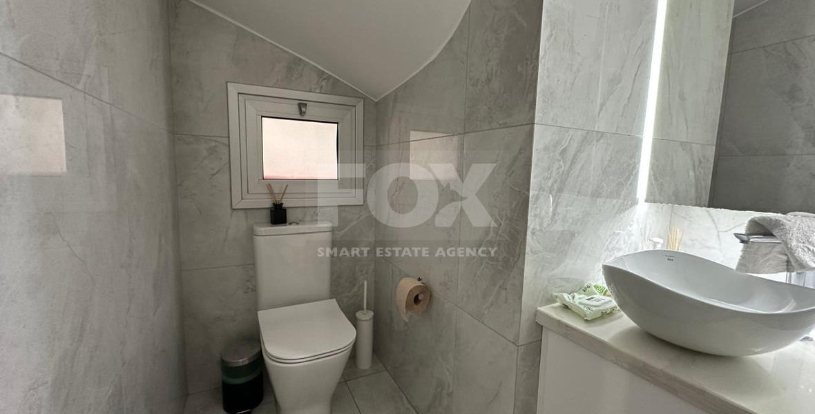 Luxury Seven-Bedroom Semi-Detached House for Rent in Ypsonas