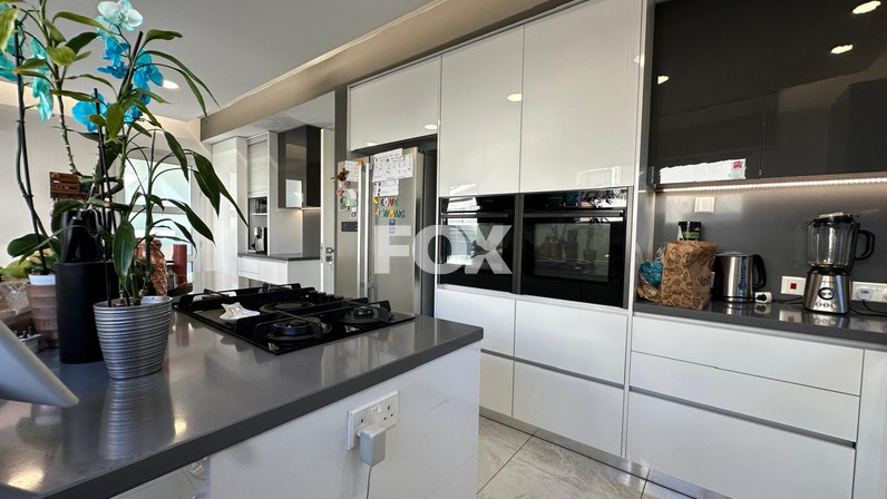 Semi-detached house for rent 328 m² in Ypsonas, Limassol, Cyprus