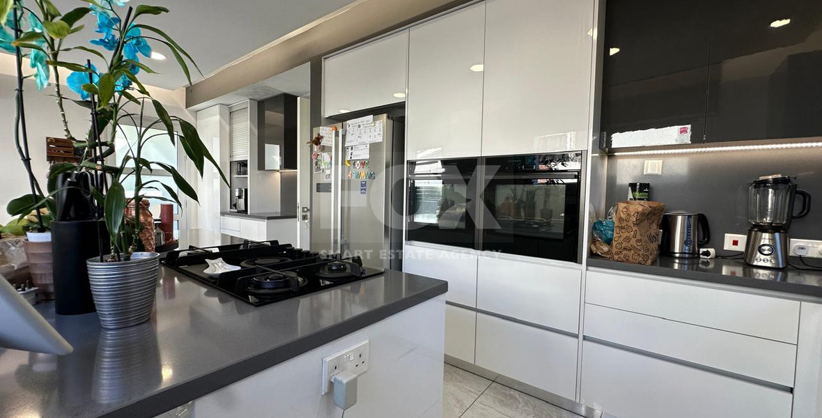 Luxury Seven-Bedroom Semi-Detached House for Rent in Ypsonas
