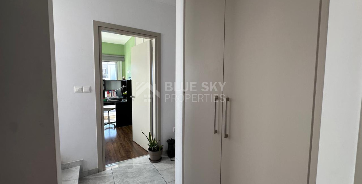 Luxury Seven-Bedroom Semi-Detached House for Rent in Ypsonas