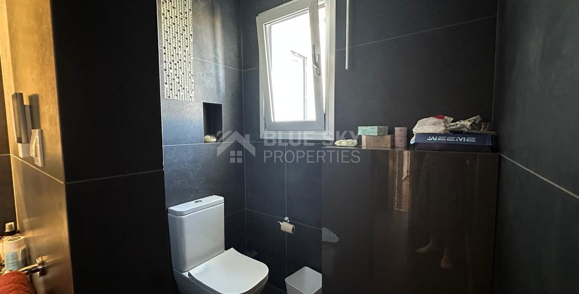 Luxury Seven-Bedroom Semi-Detached House for Rent in Ypsonas