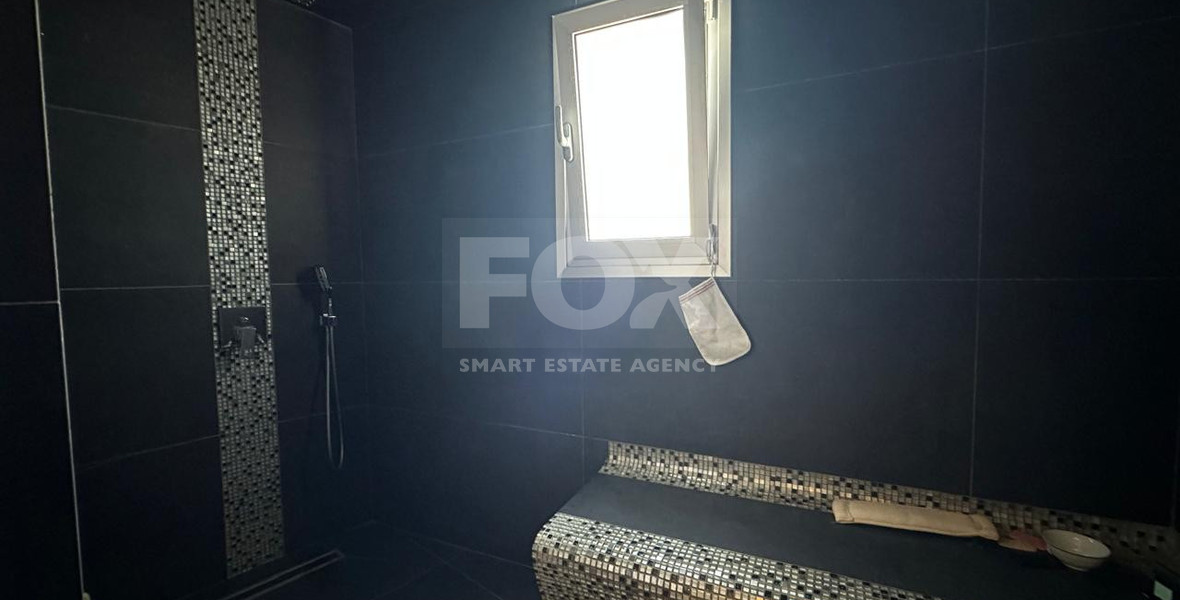 Luxury Seven-Bedroom Semi-Detached House for Rent in Ypsonas