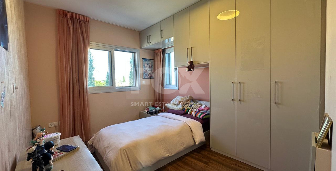 Luxury Seven-Bedroom Semi-Detached House for Rent in Ypsonas