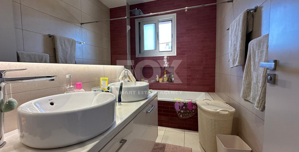 Luxury Seven-Bedroom Semi-Detached House for Rent in Ypsonas