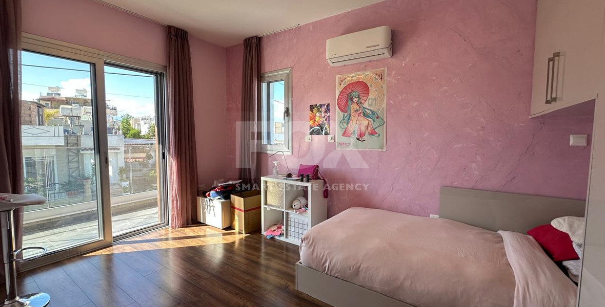 Luxury Seven-Bedroom Semi-Detached House for Rent in Ypsonas
