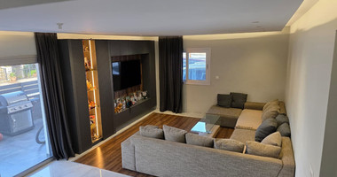 Luxury Seven-Bedroom Semi-Detached House for Rent in Ypsonas