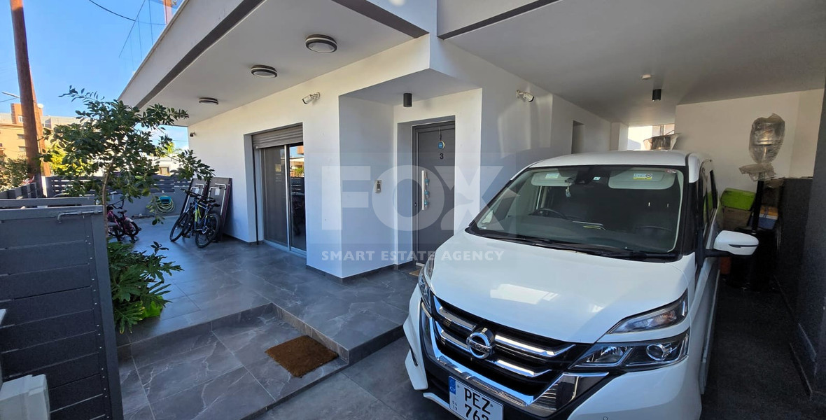 Luxury Seven-Bedroom Semi-Detached House for Rent in Ypsonas