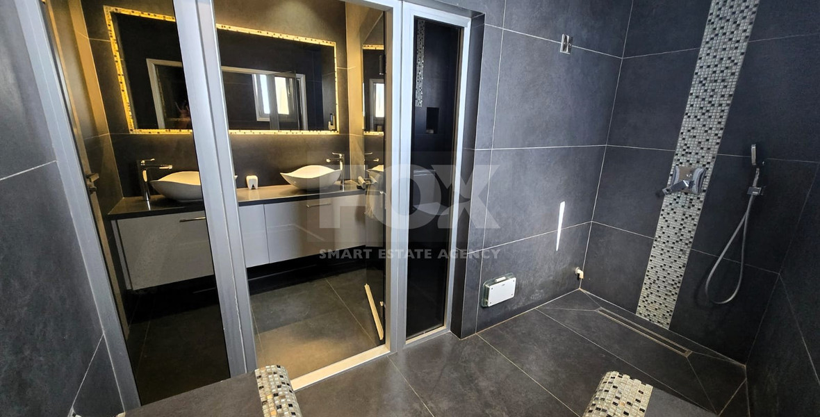 Luxury Seven-Bedroom Semi-Detached House for Rent in Ypsonas