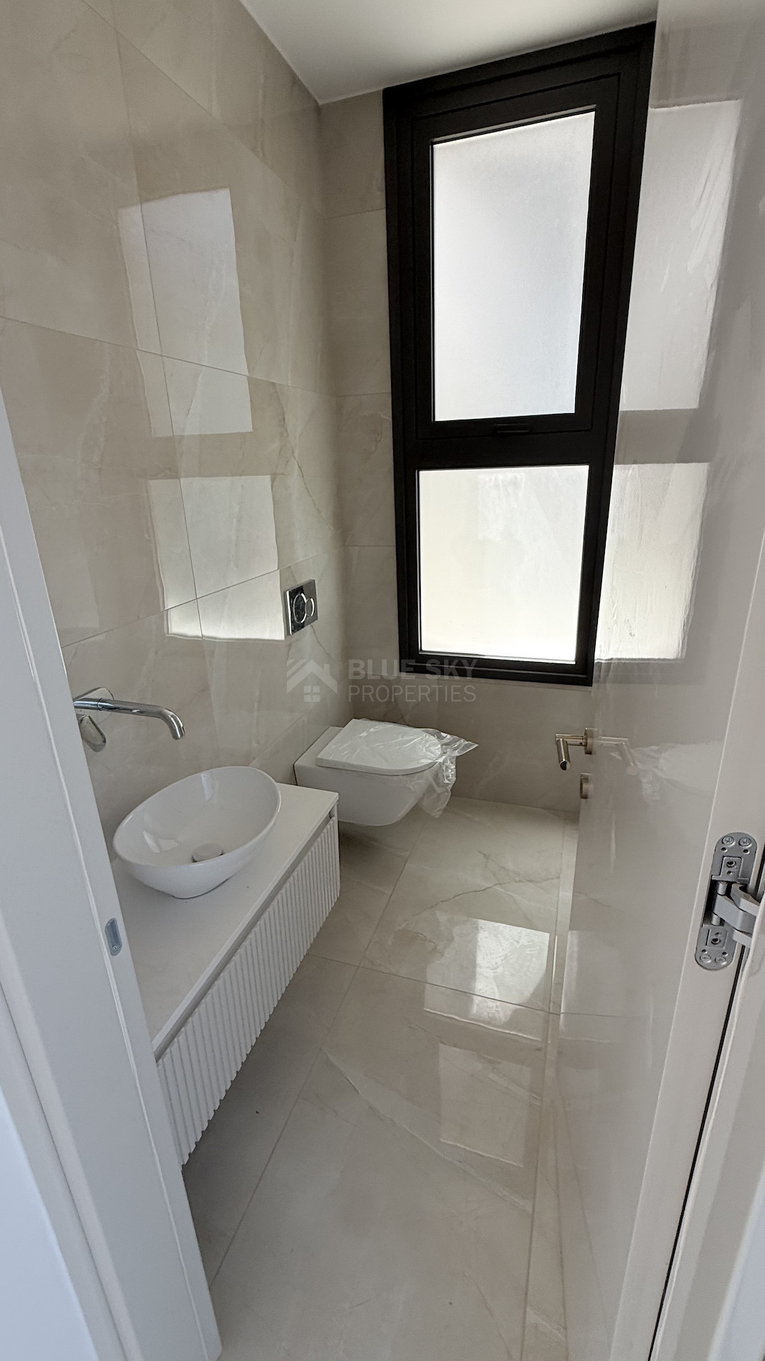 For rent Modern three Bedroom Detached Villa in Geroskipou, in Paphos
