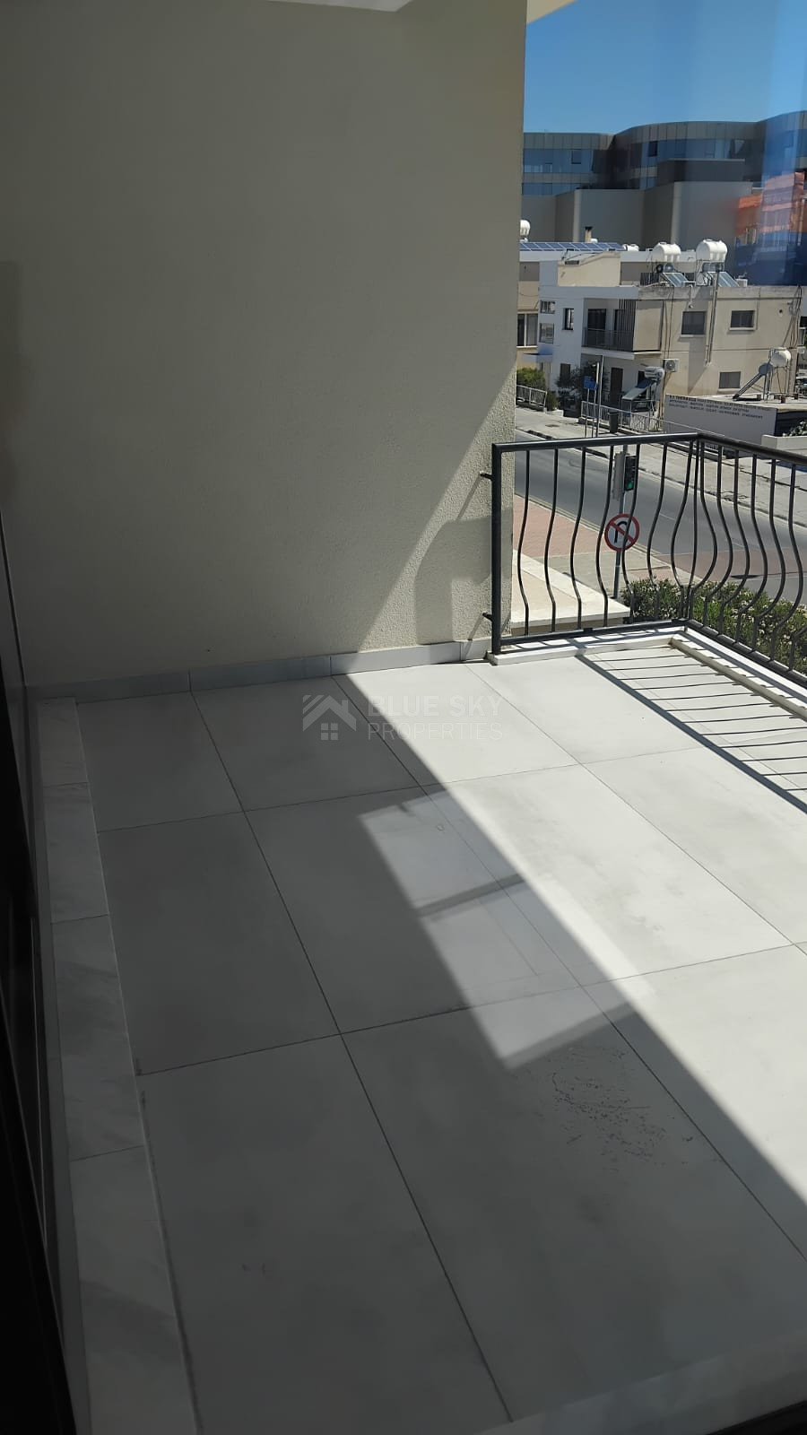 For Rent Modern  Apartment with Three Bedrooms for Rent