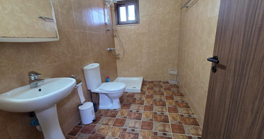 Two bedroom Village house for rent in Apesia, Limassol