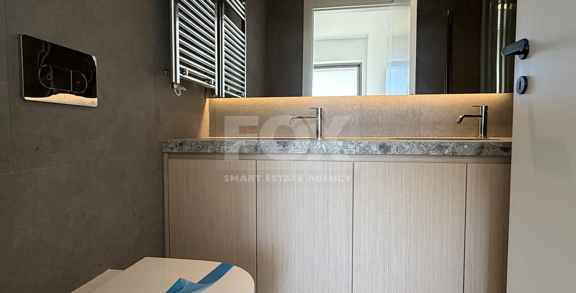 Rent: New Luxury 2-Bedroom furnished Apartment in Panthea, Limassol with communal swimming pool and gym.