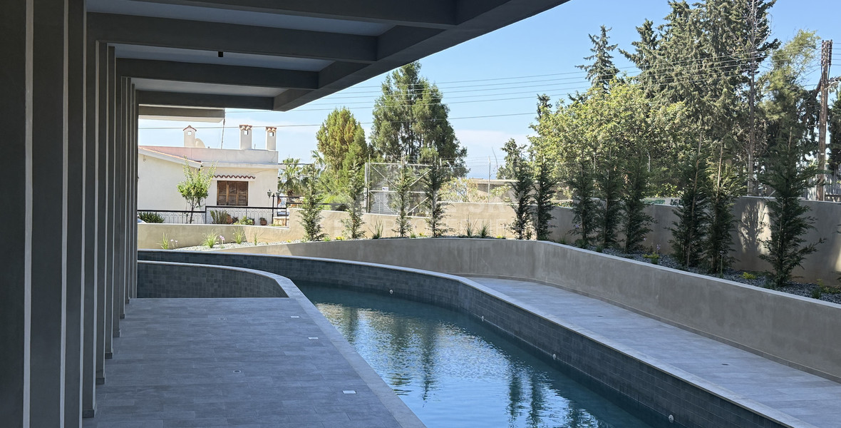 Rent: New Luxury 2-Bedroom furnished Apartment in Panthea, Limassol with communal swimming pool and gym.