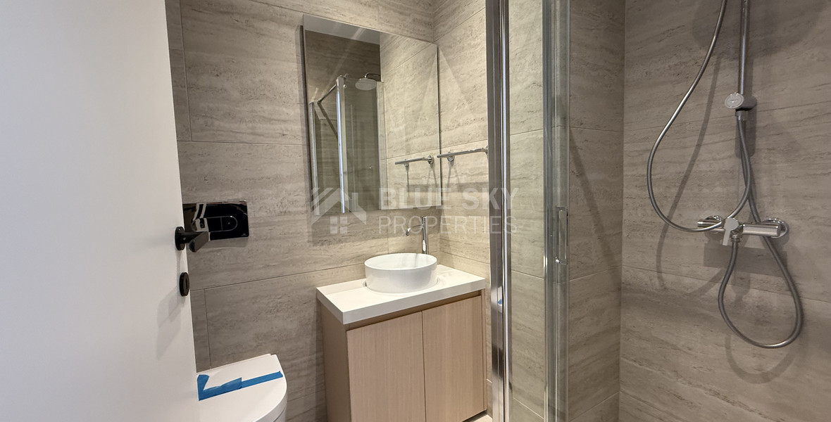 Rent: New Luxury 2-Bedroom furnished Apartment in Panthea, Limassol with communal swimming pool and gym.