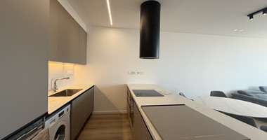Rent: New Luxury 2-Bedroom furnished Apartment in Panthea, Limassol with communal swimming pool and gym.