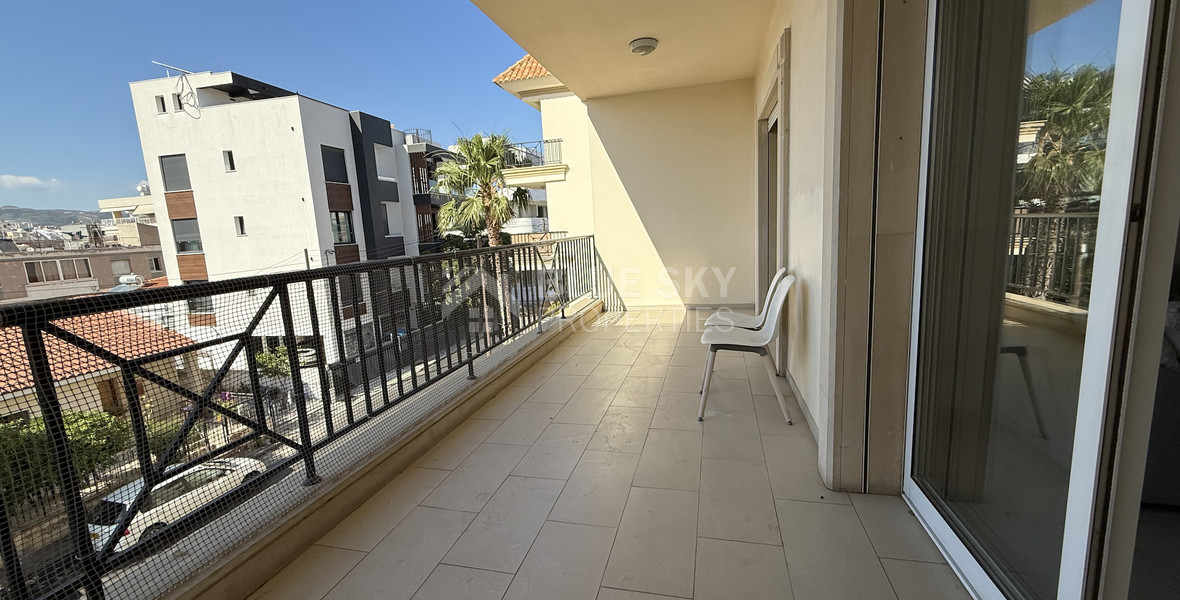 RENT: FURNISHED 2 BEDROOM APARTMENT IN THE SOUGHT AFTER LOCATION OF AGIOS NEKTARIOS JUST OFF MAKARIOS AVENUE.
