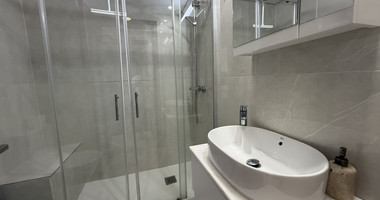 RENT: FURNISHED 2 BEDROOM APARTMENT IN THE SOUGHT AFTER LOCATION OF AGIOS NEKTARIOS JUST OFF MAKARIOS AVENUE.
