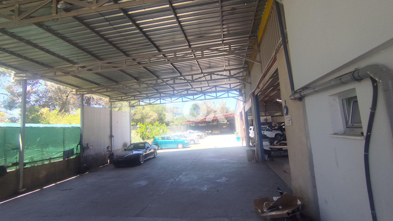 Warehouse 1100 m² for rent in Ypsonas, Limassol, Cyprus