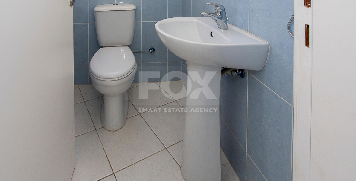 Three-Bedroom Property with Private Outdoor Space in Anarita for sale