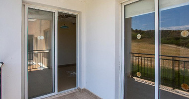 Vacant two Bedroom Apartment in Poly Chrysochous – Ideal for Rental Investment- For sale