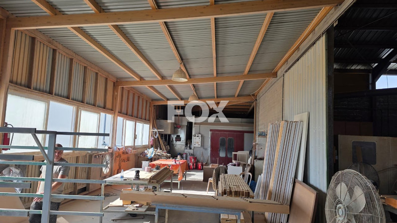 Warehouse 1000 m² for sale in Ypsonas, Limassol, Cyprus