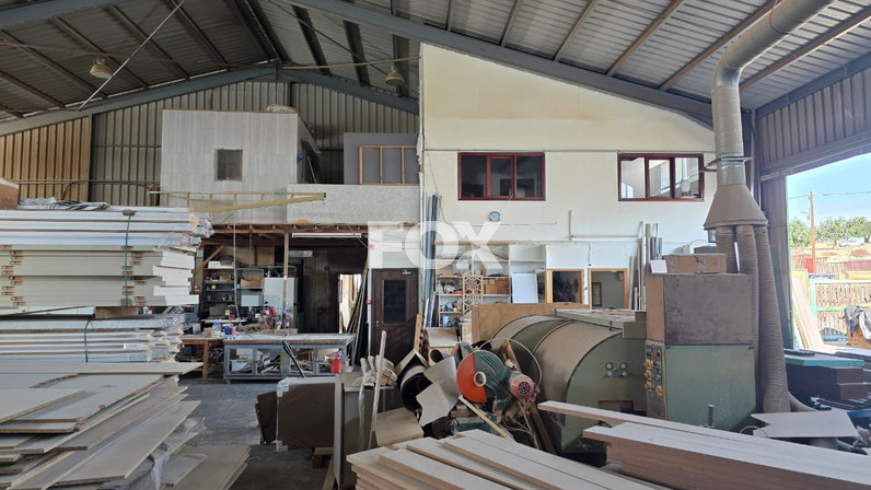 Warehouse 1000 m² for sale in Ypsonas, Limassol, Cyprus