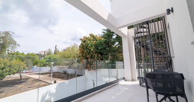 Luxury Five-Bedroom Villa with Panoramic Sea Views for Sale in Agios Athanasios,