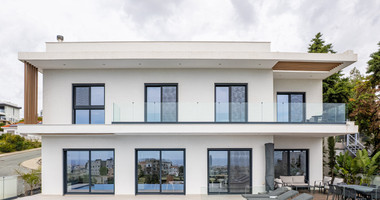 Luxury Five-Bedroom Villa with Panoramic Sea Views for Sale in Agios Athanasios,