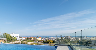 Luxury Five-Bedroom Villa with Panoramic Sea Views for Sale in Agios Athanasios,