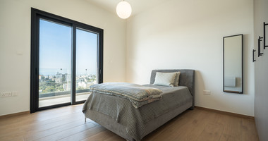 Luxury Five-Bedroom Villa with Panoramic Sea Views for Sale in Agios Athanasios,