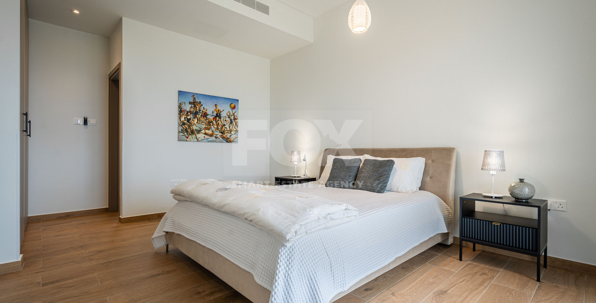 Luxury Five-Bedroom Villa with Panoramic Sea Views for Sale in Agios Athanasios,