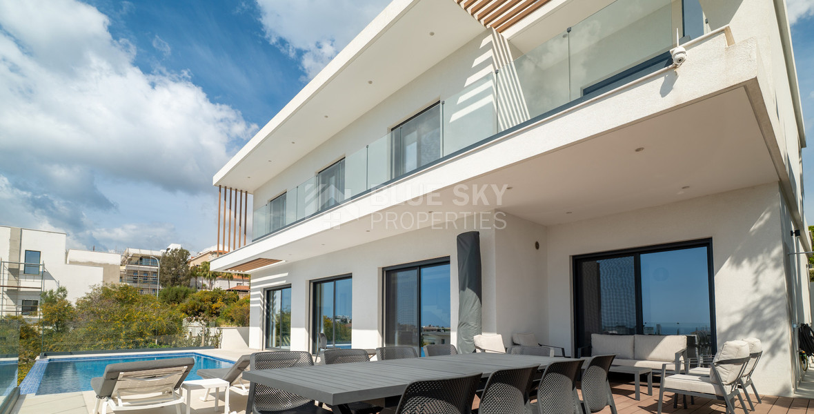 Luxury Five-Bedroom Villa with Panoramic Sea Views for Sale in Agios Athanasios,