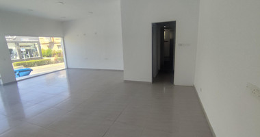 Shop for Rent in Germasogeia Tourist Area, Limassol