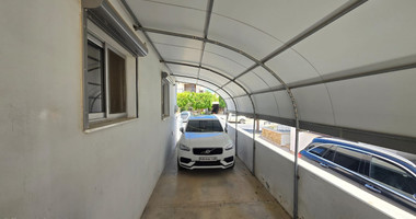 Three-Bedroom Semi-Detached House for Sale in Mesa Geitonia City Centre