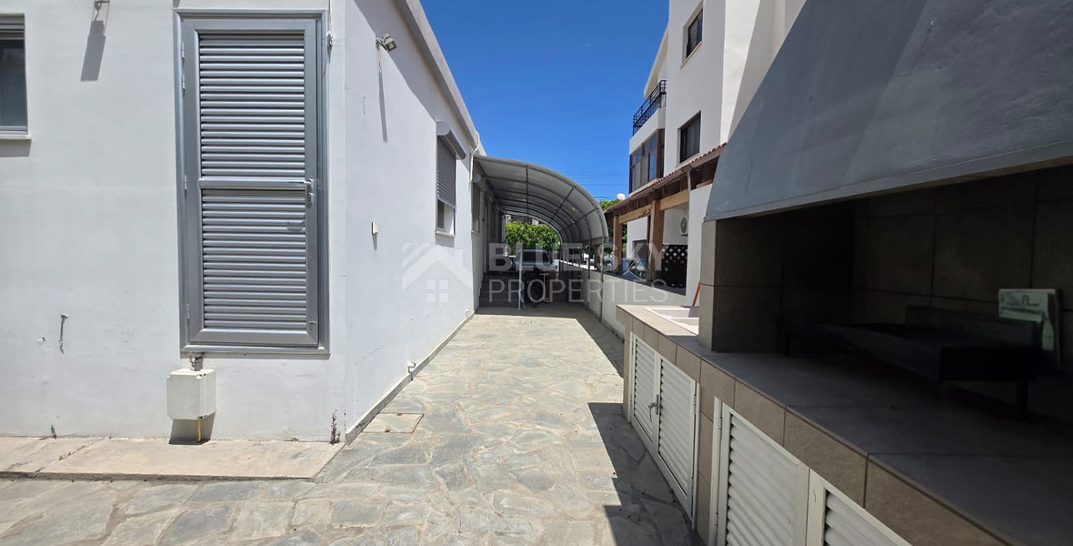 Three-Bedroom Semi-Detached House for Sale in Mesa Geitonia City Centre