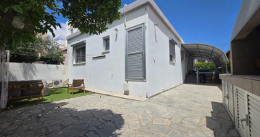 Three-Bedroom Semi-Detached House for Sale in Mesa Geitonia City Centre