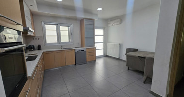 Three-Bedroom Semi-Detached House for Sale in Mesa Geitonia City Centre