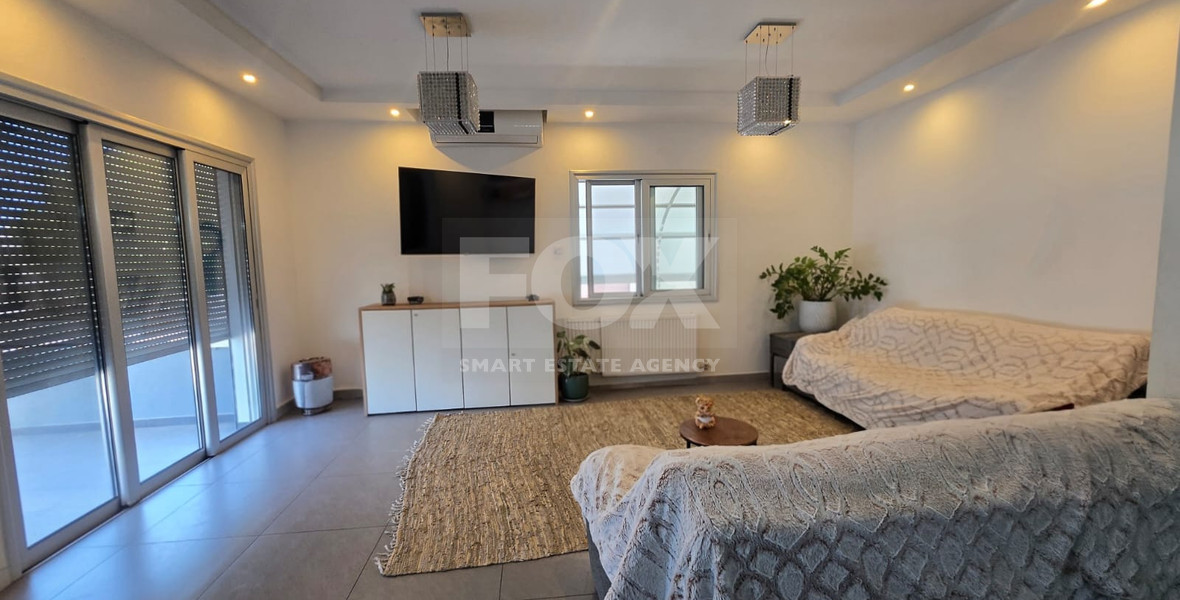 Three-Bedroom Semi-Detached House for Sale in Mesa Geitonia City Centre