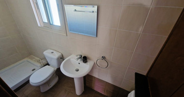 Six-Bedroom House with Two Independent Apartments for Rent in Agia Filaxi