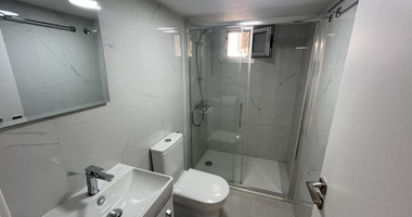 Modern 2 Bedroom Ground Floor Apartment for Rent in Mesa Geitonia