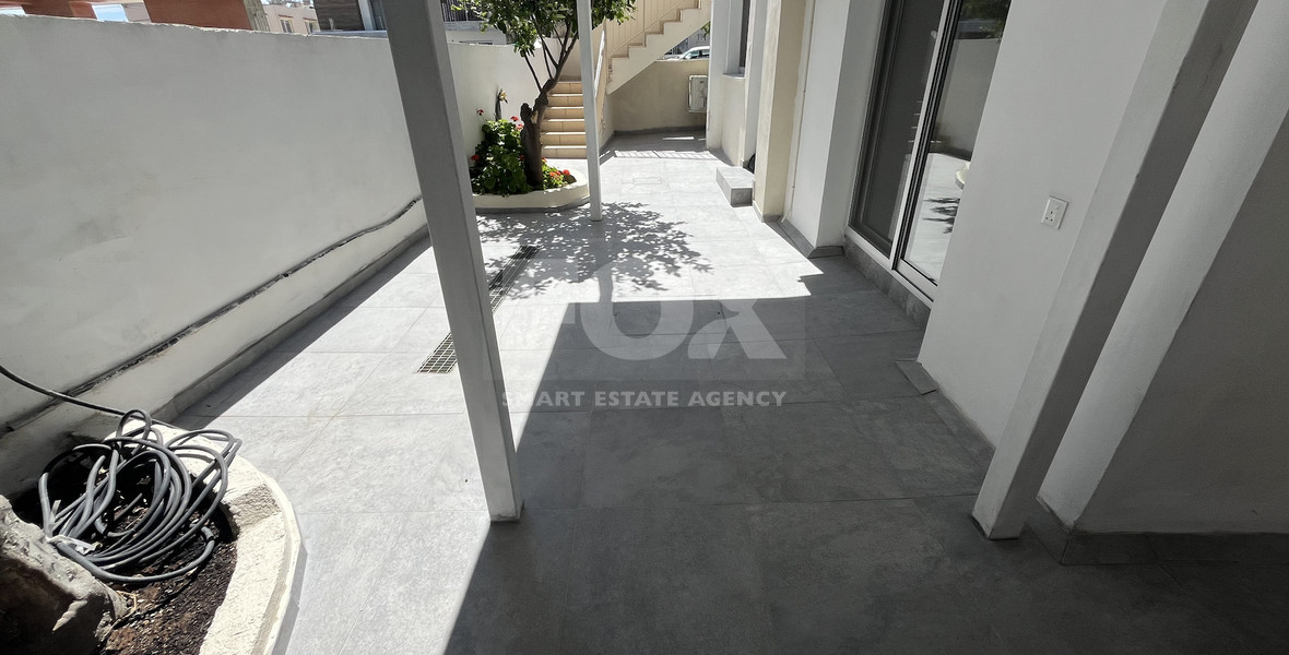 Modern 2 Bedroom Ground Floor Apartment for Rent in Mesa Geitonia