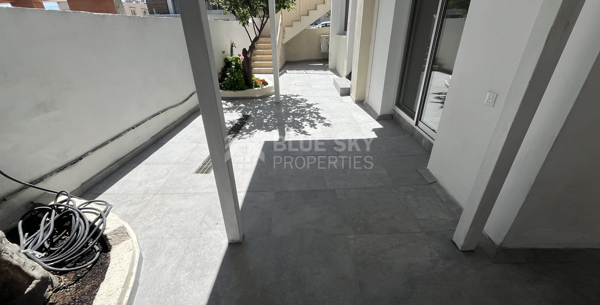 Modern 2 Bedroom Ground Floor Apartment for Rent in Mesa Geitonia