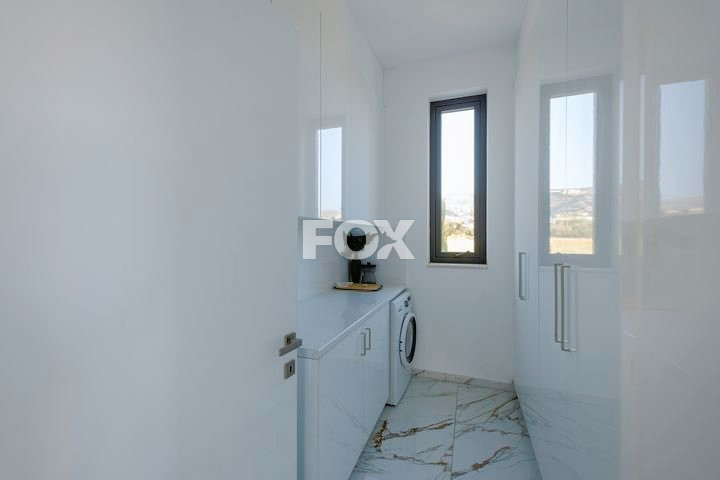 Commercial properties 220 m² for sale in Peyia, Paphos, Cyprus