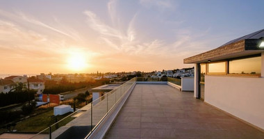 Four bedroom stunning , modern design villa for sale in Lower Peyia, Paphos.