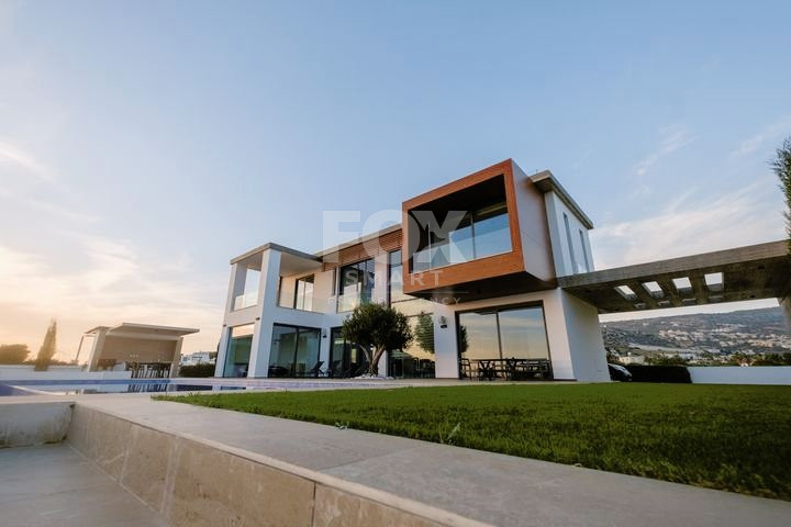 4 bedroom Villa 220 m² Peyia, Cyprus