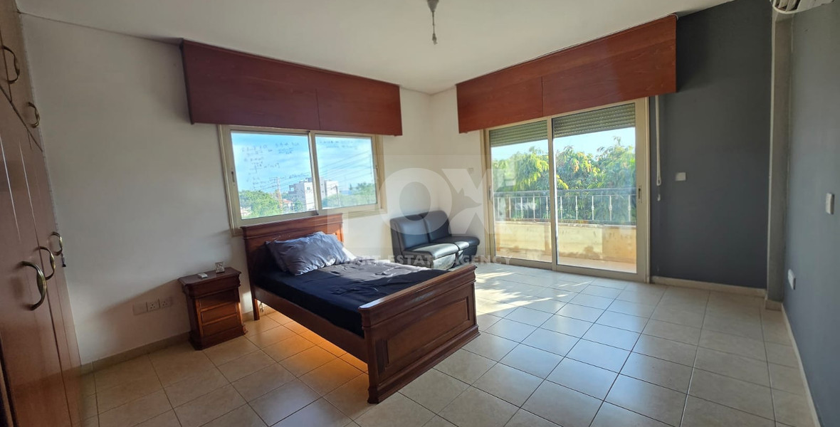 Residential Building with Main House & Two Independent Apartments for Rent in Agia Filaxi